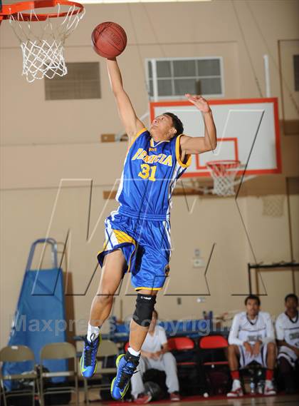 Thumbnail 3 in Benicia vs. Granite Hills (MaxPreps Holiday Classic) photogallery.