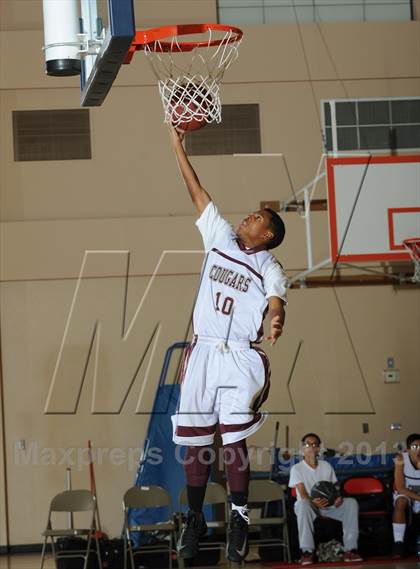 Thumbnail 3 in Benicia vs. Granite Hills (MaxPreps Holiday Classic) photogallery.