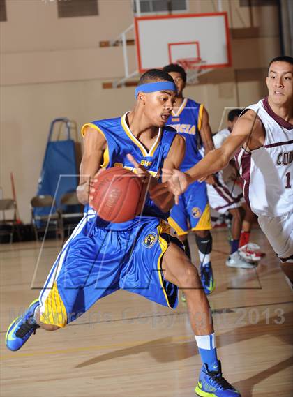 Thumbnail 3 in Benicia vs. Granite Hills (MaxPreps Holiday Classic) photogallery.