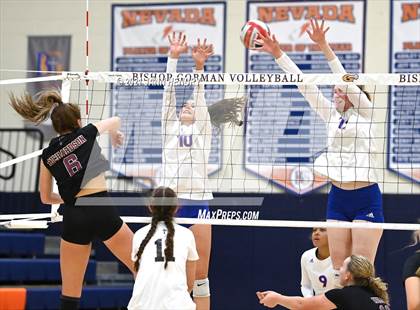 Thumbnail 1 in Faith Lutheran @ Bishop Gorman (Class 5A Southern Region Quarterfinal) photogallery.