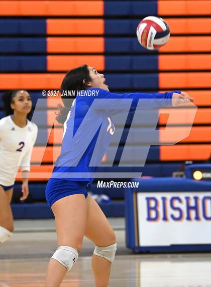 Thumbnail 2 in Faith Lutheran @ Bishop Gorman (Class 5A Southern Region Quarterfinal) photogallery.