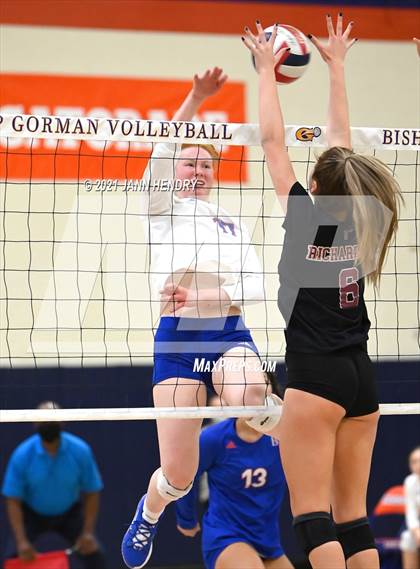 Thumbnail 2 in Faith Lutheran @ Bishop Gorman (Class 5A Southern Region Quarterfinal) photogallery.