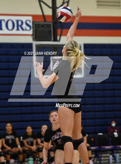 Thumbnail 2 in Faith Lutheran @ Bishop Gorman (Class 5A Southern Region Quarterfinal) photogallery.
