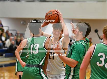 Thumbnail 2 in Cowan vs. Yorktown photogallery.