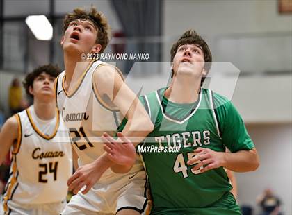 Thumbnail 1 in Cowan vs. Yorktown photogallery.