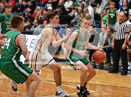 Thumbnail 3 in Cowan vs. Yorktown photogallery.