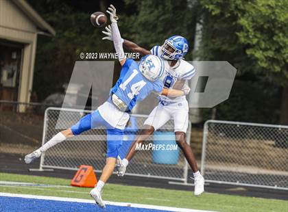 Thumbnail 2 in Highlands @ Covington Catholic photogallery.