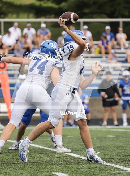 Thumbnail 1 in Highlands @ Covington Catholic photogallery.