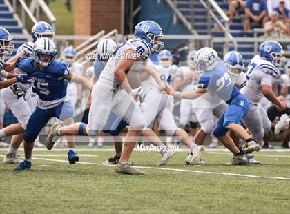 Thumbnail 1 in Highlands @ Covington Catholic photogallery.