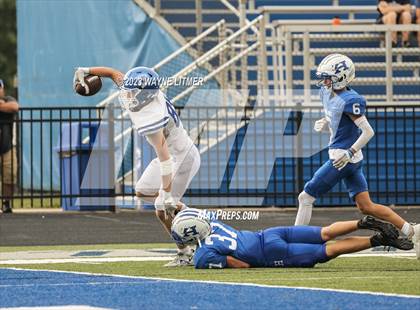 Thumbnail 2 in Highlands @ Covington Catholic photogallery.