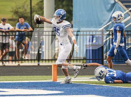 Thumbnail 1 in Highlands @ Covington Catholic photogallery.