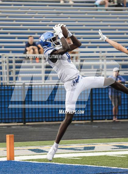 Thumbnail 2 in Highlands @ Covington Catholic photogallery.