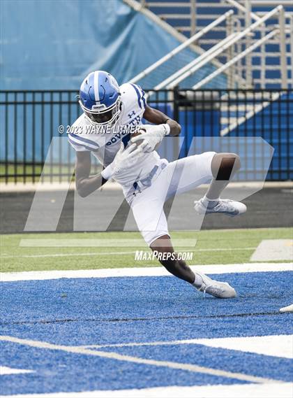 Thumbnail 2 in Highlands @ Covington Catholic photogallery.