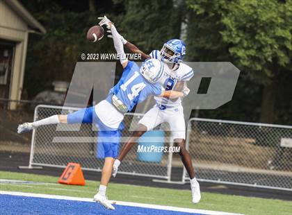 Thumbnail 1 in Highlands @ Covington Catholic photogallery.