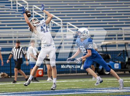 Thumbnail 1 in Highlands @ Covington Catholic photogallery.