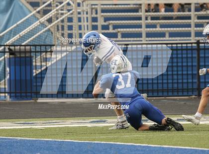 Thumbnail 3 in Highlands @ Covington Catholic photogallery.