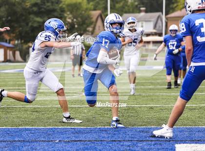 Thumbnail 1 in Highlands @ Covington Catholic photogallery.