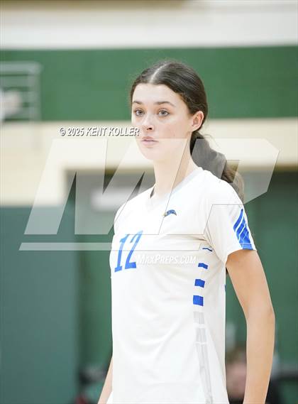Thumbnail 3 in Rochester vs. Cass Tech (Notre Dame Prep Quad) photogallery.