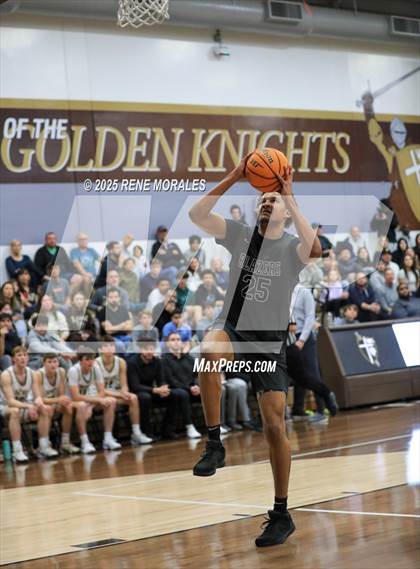 Thumbnail 3 in Sierra Canyon vs St Francis photogallery.
