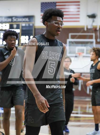 Thumbnail 3 in Sierra Canyon vs St Francis photogallery.