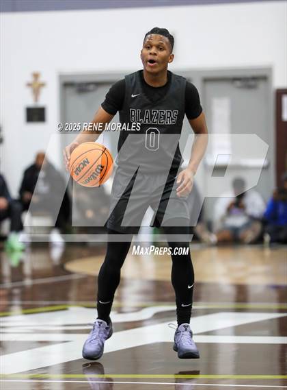 Thumbnail 2 in Sierra Canyon vs St Francis photogallery.