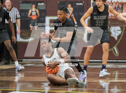 Thumbnail 1 in Sierra Canyon vs St Francis photogallery.