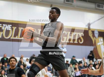 Thumbnail 2 in Sierra Canyon vs St Francis photogallery.