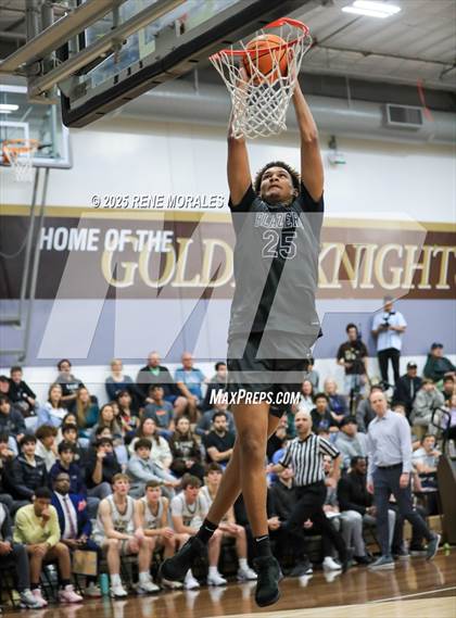 Thumbnail 2 in Sierra Canyon vs St Francis photogallery.