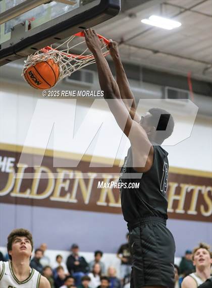 Thumbnail 3 in Sierra Canyon vs St Francis photogallery.