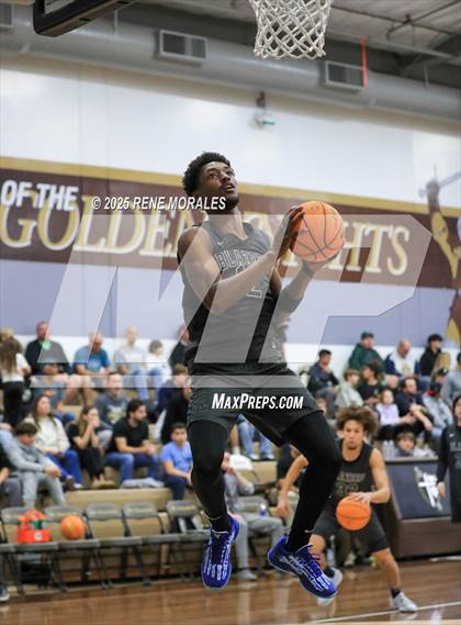 Thumbnail 1 in Sierra Canyon vs St Francis photogallery.