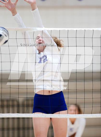 Thumbnail 1 in Alta Loma @ Viewpoint (Viewpoint Invitational) photogallery.