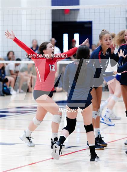 Thumbnail 1 in Alta Loma @ Viewpoint (Viewpoint Invitational) photogallery.