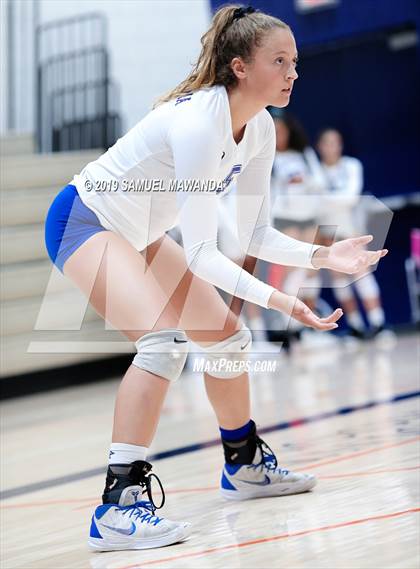 Thumbnail 1 in Alta Loma @ Viewpoint (Viewpoint Invitational) photogallery.