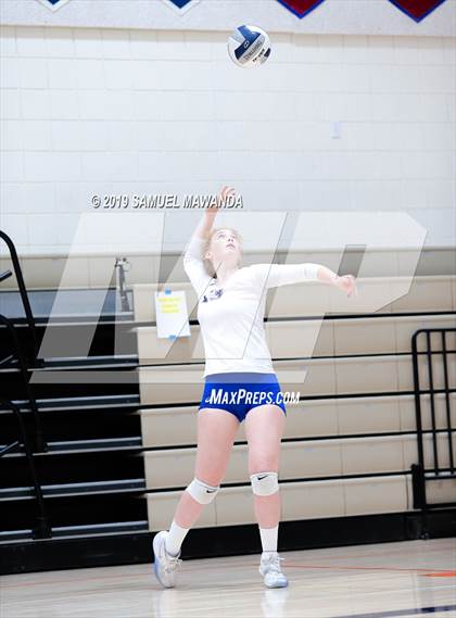 Thumbnail 2 in Alta Loma @ Viewpoint (Viewpoint Invitational) photogallery.