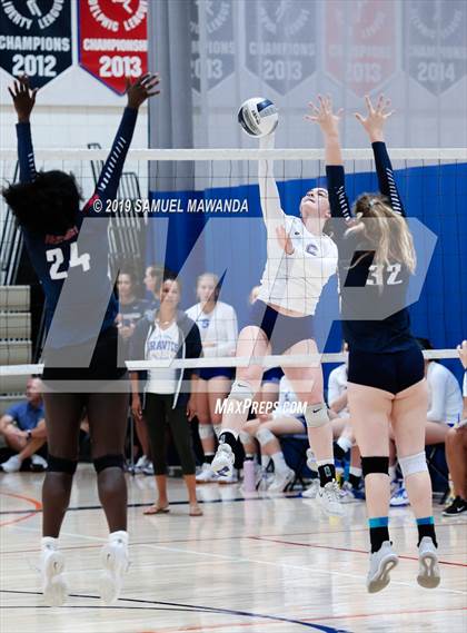 Thumbnail 3 in Alta Loma @ Viewpoint (Viewpoint Invitational) photogallery.