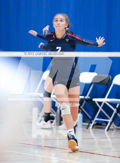 Thumbnail 1 in Alta Loma @ Viewpoint (Viewpoint Invitational) photogallery.