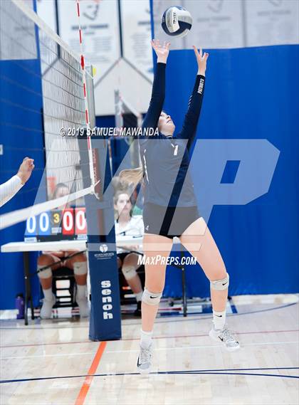 Thumbnail 1 in Alta Loma @ Viewpoint (Viewpoint Invitational) photogallery.