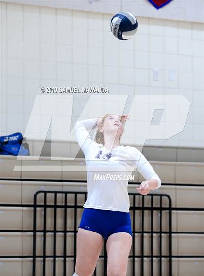 Thumbnail 3 in Alta Loma @ Viewpoint (Viewpoint Invitational) photogallery.