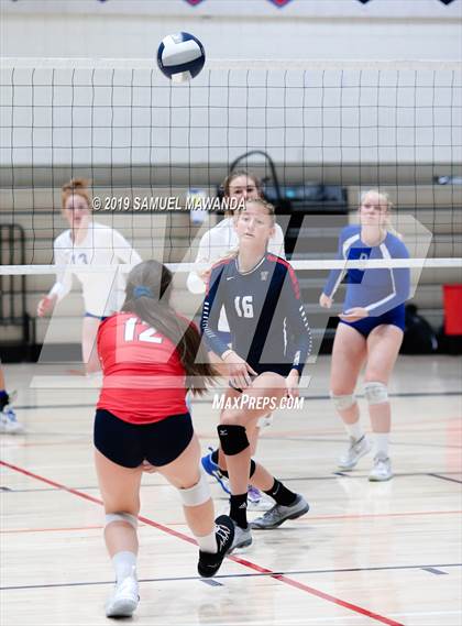 Thumbnail 2 in Alta Loma @ Viewpoint (Viewpoint Invitational) photogallery.