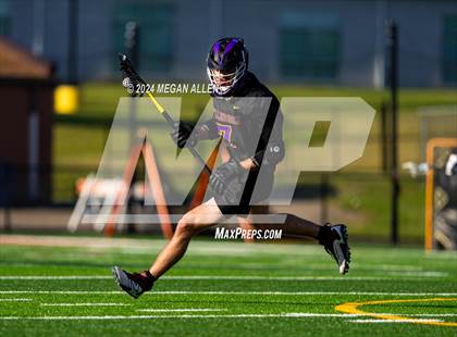 Thumbnail 3 in Bellbrook vs. Bishop Fenwick (OHSAA Division II Region 8 Regional Final) photogallery.