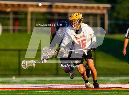 Thumbnail 1 in Bellbrook vs. Bishop Fenwick (OHSAA Division II Region 8 Regional Final) photogallery.