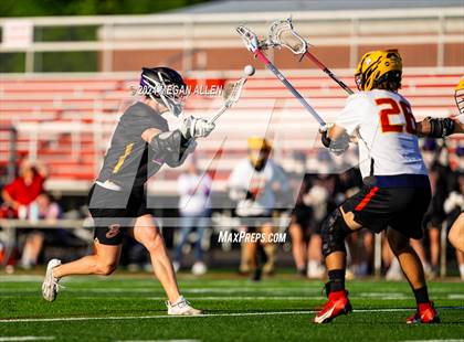 Thumbnail 1 in Bellbrook vs. Bishop Fenwick (OHSAA Division II Region 8 Regional Final) photogallery.
