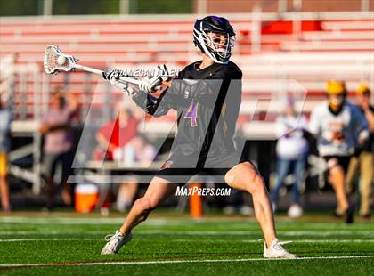 Thumbnail 3 in Bellbrook vs. Bishop Fenwick (OHSAA Division II Region 8 Regional Final) photogallery.