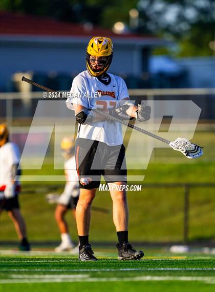 Thumbnail 3 in Bellbrook vs. Bishop Fenwick (OHSAA Division II Region 8 Regional Final) photogallery.