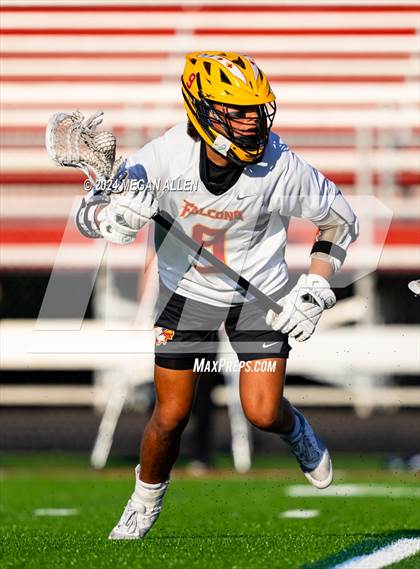 Thumbnail 2 in Bellbrook vs. Bishop Fenwick (OHSAA Division II Region 8 Regional Final) photogallery.