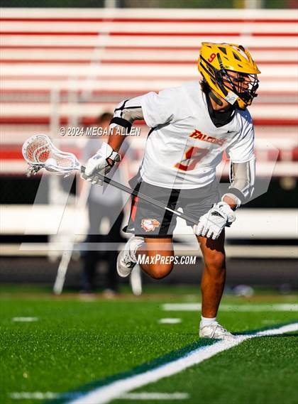 Thumbnail 3 in Bellbrook vs. Bishop Fenwick (OHSAA Division II Region 8 Regional Final) photogallery.