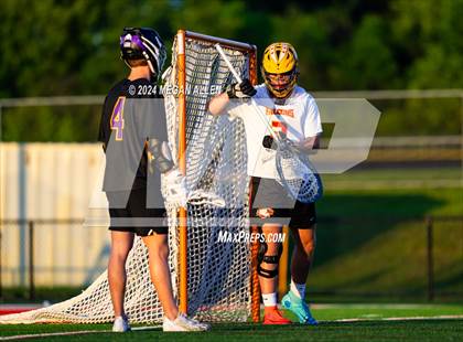 Thumbnail 1 in Bellbrook vs. Bishop Fenwick (OHSAA Division II Region 8 Regional Final) photogallery.