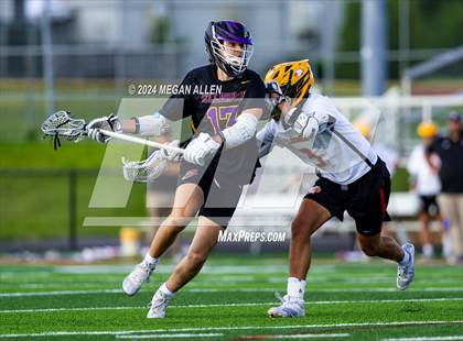 Thumbnail 3 in Bellbrook vs. Bishop Fenwick (OHSAA Division II Region 8 Regional Final) photogallery.
