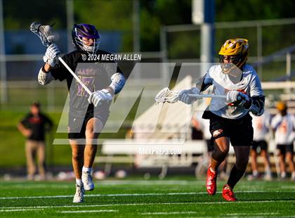 Thumbnail 1 in Bellbrook vs. Bishop Fenwick (OHSAA Division II Region 8 Regional Final) photogallery.