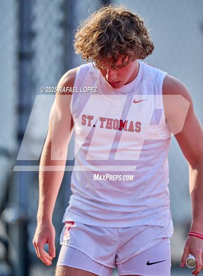 Thumbnail 2 in Eagle No Tax Relays (4x100M) photogallery.
